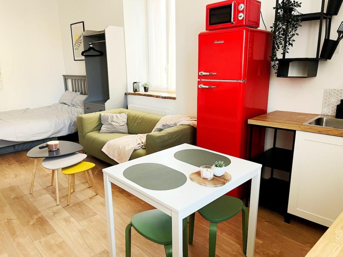 Studio Chic Au Style Retro Moderne Saint-Genix-sur-Guiers Экстерьер фото